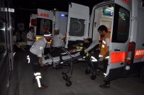 ENGELLİ KIZ - Tunceli'de Taşlı Sopalı Kavga Açıklaması 5 Yaralı