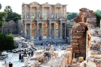 DÜĞÜN FOTOĞRAFI - Arkeologlar Derneği İzmir Şube Başkanı Yrd. Doç. Dr. Ahmet Uhri Açıklaması