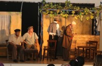 MESUT ÖZAKCAN - İlk Kez Tiyatro İzleyen Köylü Kadın Gözyaşlarına Hakim Olmadı