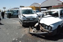 BALıKLıGÖL - Şanlıurfa'da Zincirleme Trafik Kazası Açıklaması 5 Yaralı