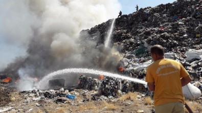 Turgutlu'da Çöplük Yangını