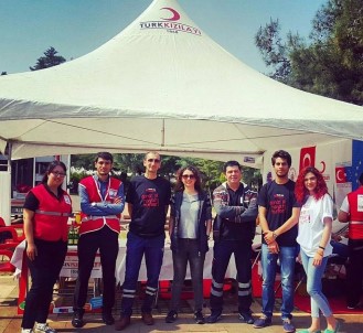 Türkiye'de Bin 700 Kişi Kök Hücre Donörü Bekliyor