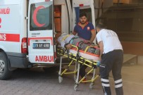 GÖKÇELI - Kilis'te Traktör Devrildi Açıklaması 2 Yaralı