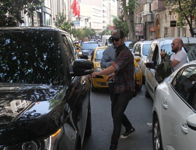 Murat Boz, Aslı Enver'e aldığı hediyeleri kasaya bıraktı