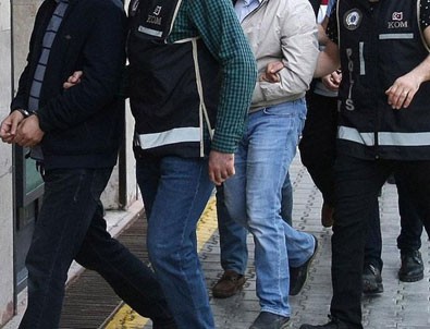Ankara merkezli 20 ilde jandarmaya FETÖ operasyonu: 35 gözaltı
