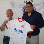 SLOVENYA - Antalyaspor, Eto'o'yu Satmıyor