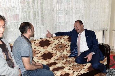 Başkan Akgül'ün Sürpriz İftar Ziyaretleri Sürüyor