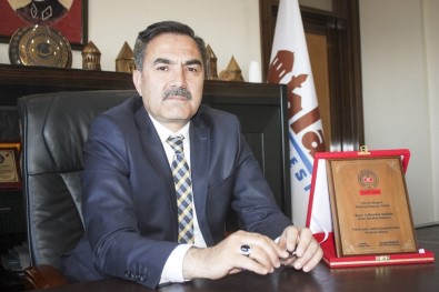 Başkan Çoban'a 'Yılın En Başarılı Belediye Başkanı' Ödülü