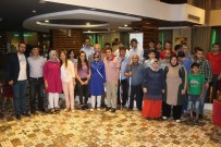 KADIN DOĞUM UZMANI - Doktordan Engelliler İçin İftar Yemeği