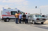 KONUKLU - Şanlıurfa'da Trafik Kazası Açıklaması 2 Yaralı
