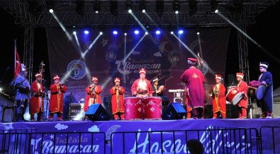 Tuzla'da Ramazan Geceleri Tuzla Marina'da Yaşanıyor