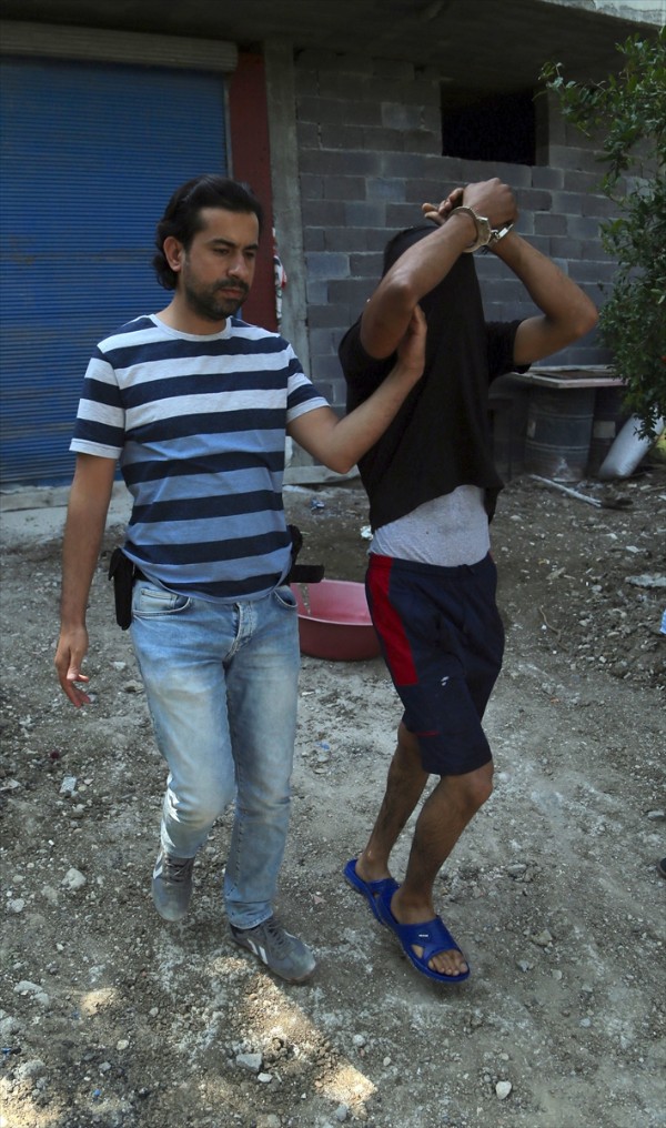 Adana'da kaçak et operasyonu