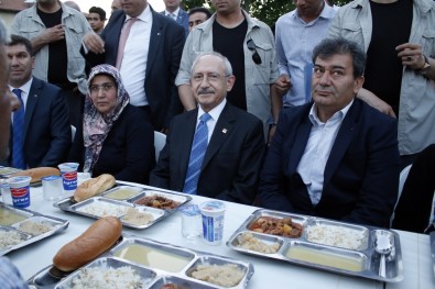 Kılıçdaroğlu Burdur'da İftara Katıldı