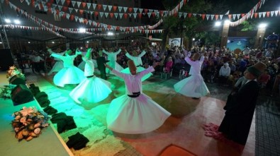 Konya Türk Tasavvuf Müziği Topluluğu Adıyaman'da Konser Verdi
