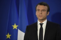 Macron Yine Önde