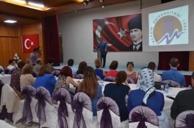 Türkiye Çocuk Üniversiteleri Ve Bilim Merkezleri Çalıştayı