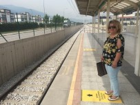 METRO İSTASYONU - Bayanlara Öncelikli Vagon Bursa'da Hayata Geçti