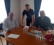 SEMIH ŞENTÜRK - Eski Fenerbahçeli oyucu 2. Lig'e transfer oldu