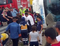 ACEMİ ASKER - Samsun'da askerleri taşıyan otobüs devrildi