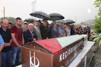 ŞEHİT BABASI - Şehit Ailesini Yıkan Kaza