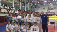 CIHANGIR - Yunusemreli Judocular İzmir'den Başarıyla Döndü