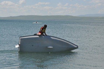 Çıldır Gölü Tarihinde İlk Kez Yelken Yarışlarına Ev Sahipliği Yaptı