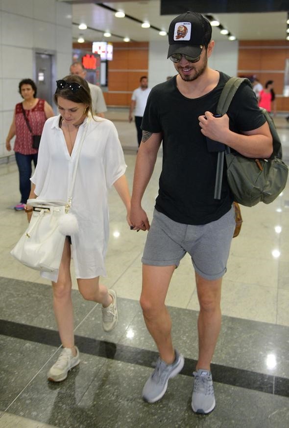 Murat Boz eve döndü!