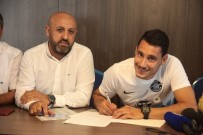 SREBRENITSA - 2 Yıl İçin İmzayı Attı