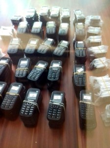 Kayseri'de 125 Adet Kaçak Cep Telefonu Yakalandı