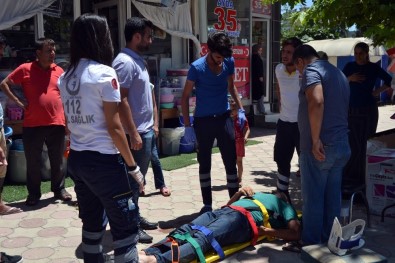 Kozan'da Elektrikli Bisikletler Çarpıştı Açıklaması 2 Yaralı