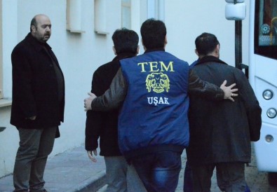 Uşak'ta FETÖ'den 19 Kişi Tutuklandı