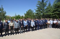 15 Temmuz Demokrasi Günü İçin Protokol Şehitliği Ziyaret Etti