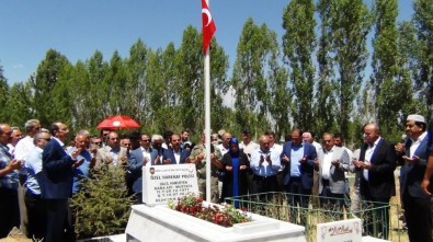 15 Temmuz Şehidi Hamuryen Mezarı Başında Anıldı