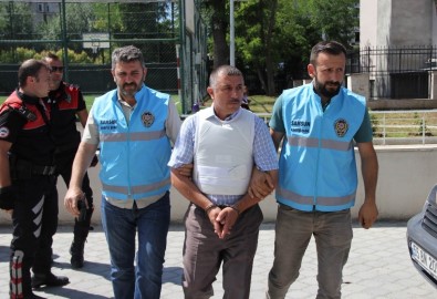 Samsun'da 2 Kişiyi Öldürüp, 1 Kişiyi Ağır Yaralayan Şahıs Adliyeye Sevk Edildi