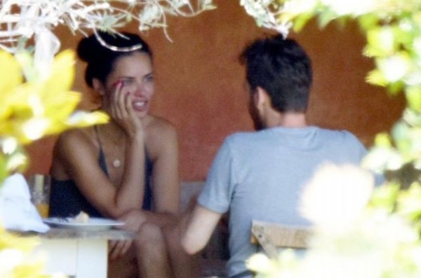 Adriana Lima - Metin Hara aşkı dünya basınında