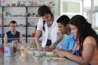 RESİM ATÖLYESİ - Büyükşehir'den Engellilere Ücretsiz Yaz Okulu