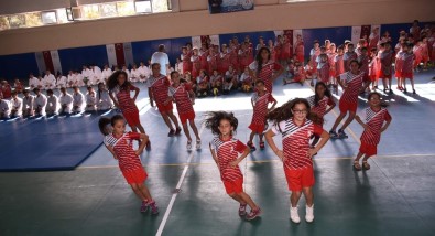 İncirliova Belediyesi Yaz Spor Okulları Açıldı