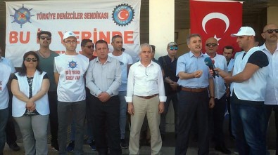 İzmir'de Yolcu Ve Araba Vapuru Seferleri Durdu