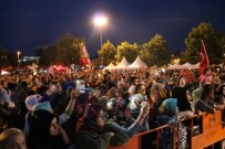 FEVZI KıLıÇ - Sakarya'da 'Demokrasi Nöbeti' Geniş Katılımla Başladı