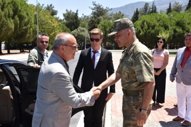 Başkan Ergün Yeni Tugay Komutanı Dere'ye Başarılar Diledi