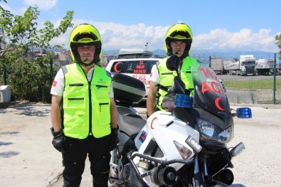 Trabzon'da Trafik Sıkıştığında Sağlık İçin Onlar Devreye Giriyor