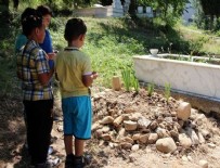 Zonguldak'ta annesinin boğarak öldürdüğü minik Emir Can toprağa verildi