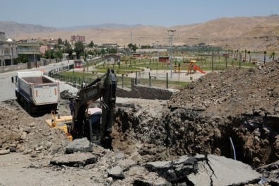 Cizre Belediyesi Kanalizasyon Ana Hatlarının Tamamını Yeniliyor