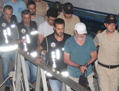 FETÖ'den aranan 9 Zanlı Rodos Adası'na kaçmaya çalışırken yakalandı