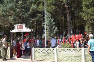 İznik Şehitliği'nde Anlamlı Tören