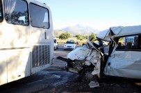 ASKERİ HASTANE - Kayseri'de Trafik Kazası Açıklaması 6 Yaralı