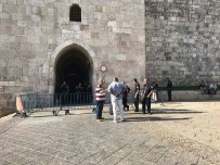 Müslümanlar 50 Yıldan Sonra İlk Defa Mescidi Aksa'da Cuma Kılamadı