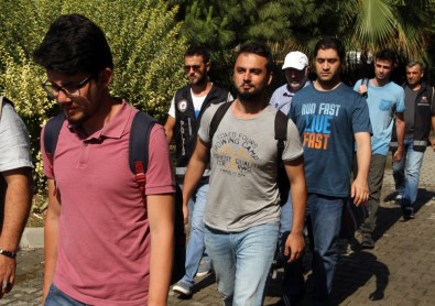 Rodos'a Kaçmak İsterken Yakalanan 9 FETÖ Zanlısından 5'İ Adliyeye Sevk Edildi
