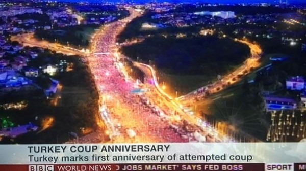 Türkiye dünyada manşetlere oturdu