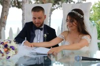 DÜĞÜN HEDİYESİ - 15 Temmuz'un Sembol Görüntüsünü Çeken İHA Muhabiri Dünya Evine Girdi